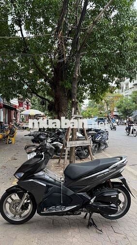 Bán xe AirBlade 2017 vào tên chính chủ.