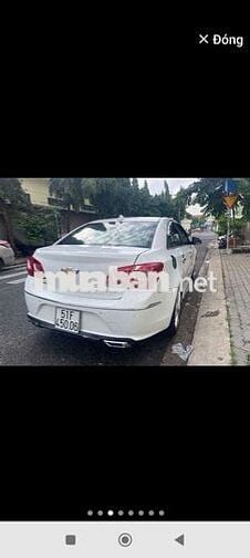 Ô tô Chevrolet Cruze 2017 màu trắng