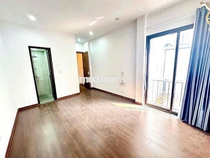 7,6 TỶ- THUỴ KHUÊ,TÂY HỒ -30M2 -6 TẦNG THANG MÁY- HAI THOÁNG TRƯỚC SAU