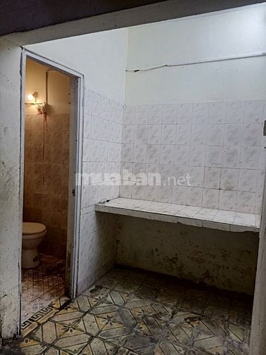 Chính chủ cho thuê nhà 2 tầng, 31m2, ngõ phố Bạch Mai, Hà Nội