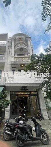 BÁN NHÀ SHR NGAY CHỢ TKTQ. SỔ VUÔNG VỨC 0 LỘ GIỚI. Ô TÔ NGỦ TRONG NHÀ