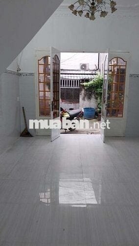 Nhà đường Phùng Tá Chu (Tên Lửa) P.An Lạc A 4x8.5 1lầu. 2P 3WC 3tỷ 550