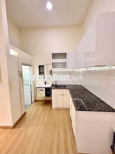 NHÀ 2 TẦNG HXH SÁT MẶT TIỀN KHU LÊ VĂN QUỚI - BÌNH TÂN - 2 PN