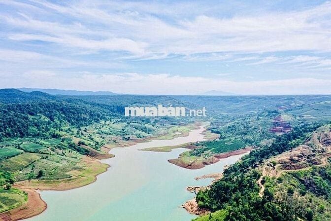 Bán đất CC 2MT 100m Lộc Tân,view hồ Ngọc,ngay nút giao cao tốc, TTHC