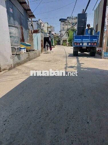 NHÀ MỚI ĐẸP CÓ GÁC 3X5 HẺM 994A HUỲNH TẤN PHÁT TIỆN Ở CHO THUÊ