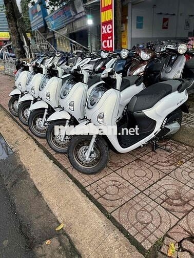 Scoopy 2025 mới 100%
