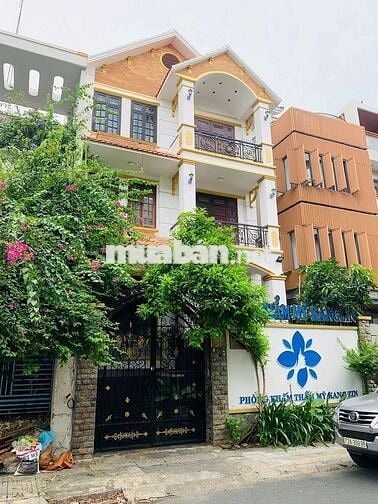 TRUNG TÂM PHÚ NHUẬN - HOA ĐÀO - HẦM 4 LẦU SETUP VĂN PHÒNG VÀO LÀM NGAY