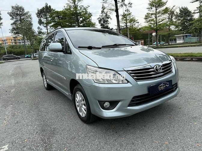 toyota innova model 2013 số tự động rất mới