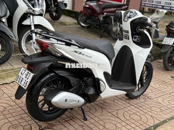 SH mòde 2023 ABS , chủ phố