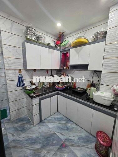 NHÀ 3 TẦNG 27m2 – TÂN HOÀ ĐÔNG -  SÁT VÁCH TÊN LỬA – HẺM XE HƠI 5M