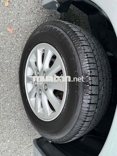 toyota innova model 2013 số tự động rất mới