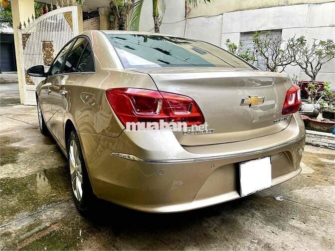 Chevrolet Cruze LTZ 2016. Form mới. Xe gia đình
