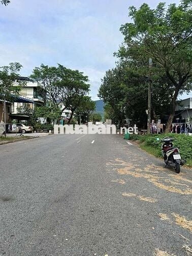 đất VIP lô góc đường Khúc Thừa Dụ - Ngô Thì Hương, Sơn Trà - Đà Nẵng