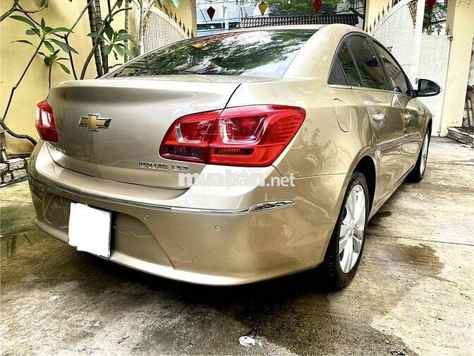 Chevrolet Cruze LTZ 2016. Form mới. Xe gia đình