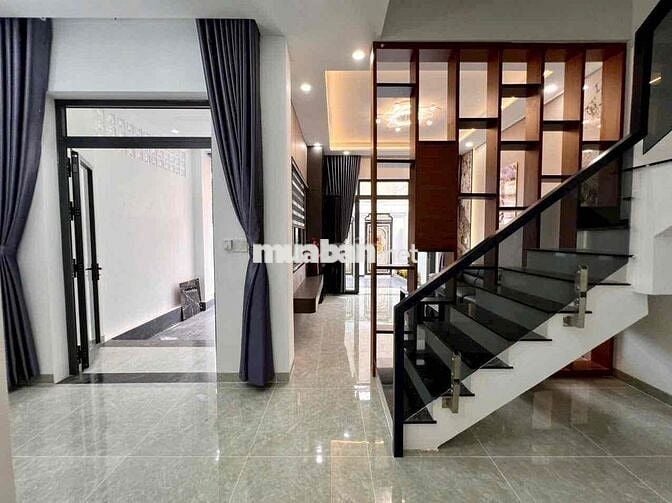 Nhà Phú Lợi Thủ Dầu Một Cũ. tặng Full nội thất i hình.6,5x18 thổ 80m