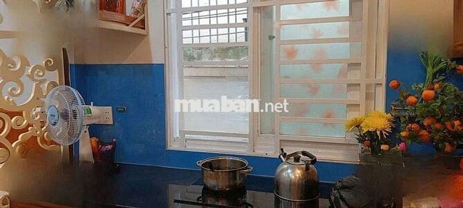 Cho thuê nhà ngõ hẻm xe hơi Huỳnh Tấn Phát