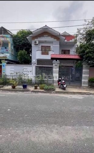 Bán Biệt Thự Mặt Tiền 152B Lộ Tẻ, Phường Tân Tạo A, Quận Bình Tân 