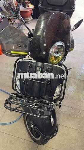 BÁN XE VESPA GTS SUPER 125 2019 MỚI 90%