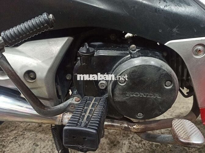 WAVE A100 2011 BSTP XE ZIN A- Z CHƯA RỚT ĐẦU NỒI.