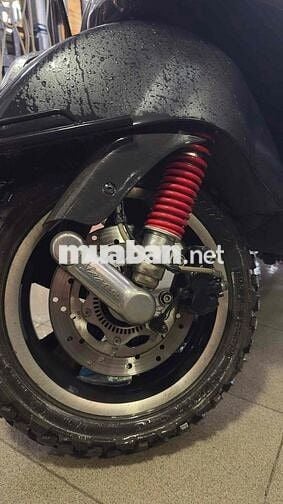 BÁN XE VESPA GTS SUPER 125 2019 MỚI 90%