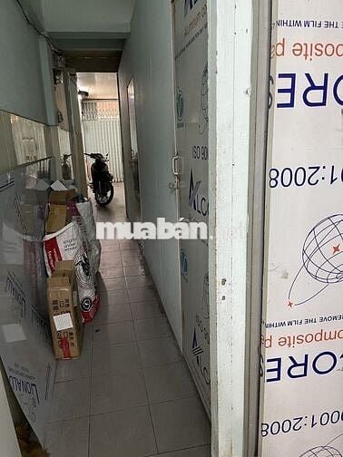 phòng cho thuê trệt ( dưới đất) nhà đúc