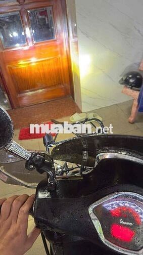 BÁN XE VESPA GTS SUPER 125 2019 MỚI 90%