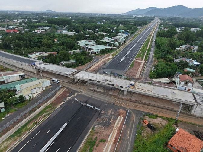 SIÊU HIẾM – LÔ ĐẤT NỞ HẬU TÀI LỘC NGAY TRUNG TÂM HÒA LONG – CHỈ 1 TỶ 9