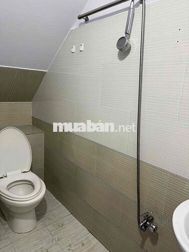 NHÀ GẦN ĐẠI HỌC CẢNH SÁT ĐƯỜNG SỐ 9 LINH TÂY HẺM Ô TÔ 2PN 2WC Ở + VPCT