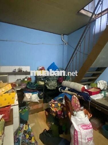 Nhà 123m cấp 4 gác lửngbđường thông gần chợ Đông Hòa Dĩ An