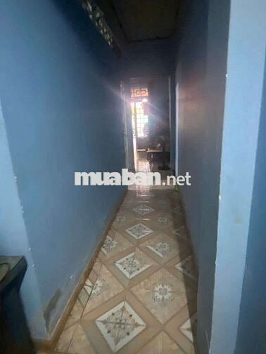 Nhà 123m cấp 4 gác lửngbđường thông gần chợ Đông Hòa Dĩ An