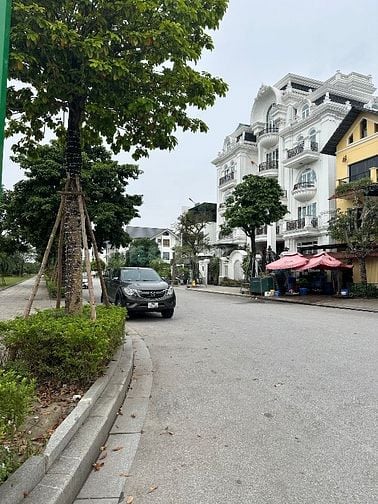 Cực hiếm – Đất Tư Đình ô tô vào, sát cầu Trần Hưng Đạo, Sinh lời cao  