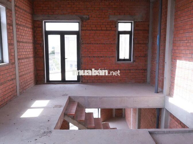 Nhà phố 𝐁𝐂𝐎𝐍𝐒 𝐔𝐍𝐈 𝐕𝐀𝐋𝐋𝐄𝐘 (Phát Khang) sổ hồng sẵn, hoàn công đầy đủ