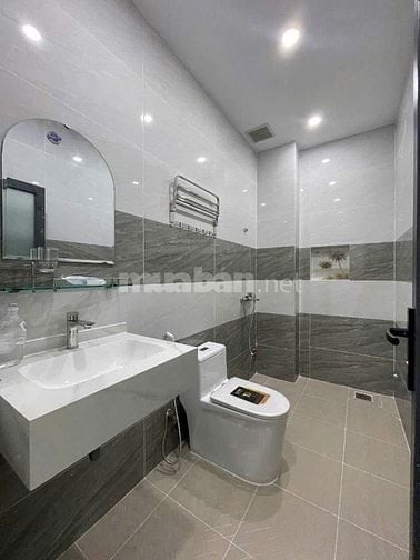  Nhà Đẹp Trung Tâm HXH Nguyễn Thiện Thuật Quận 3 - 4TỶ350/DT75m2 - SHR