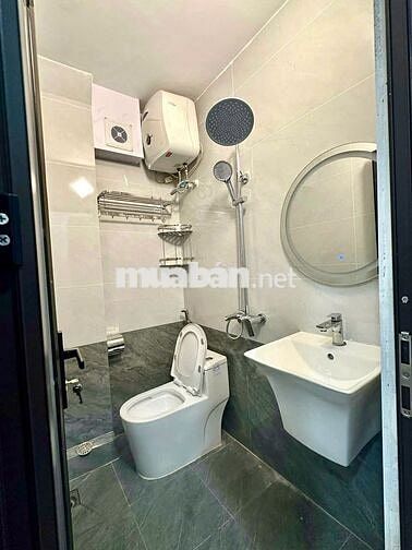 NHÀ CẦU GIẤY-30M2-5 TẦNG- 3 NGỦ GẦN NGÕ Ô TÔ-NGÕ BA GÁC-7,8 TỶ.