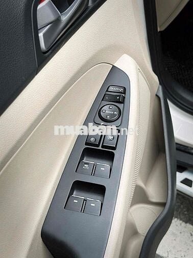 Huyndai Tucson 2.0 ATH đặc biệt -90000km