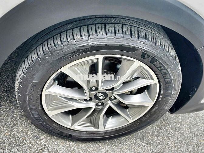 Huyndai Tucson 2.0 ATH đặc biệt -90000km