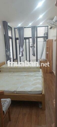 Chính chủ cho thuê nhà 5 tầng ngõ 61 phùng chí kiên, full đồ