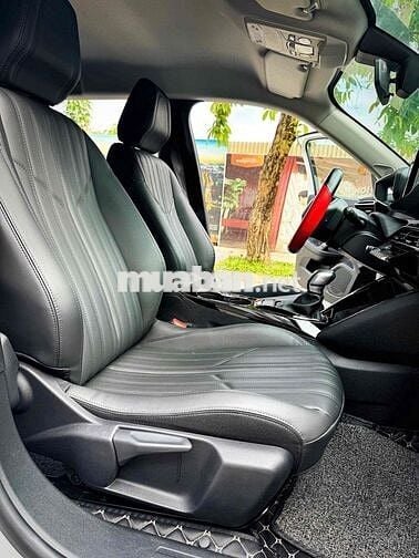 Peugeot 2008 GTline - trắng siêu đẹp siêu cá tính