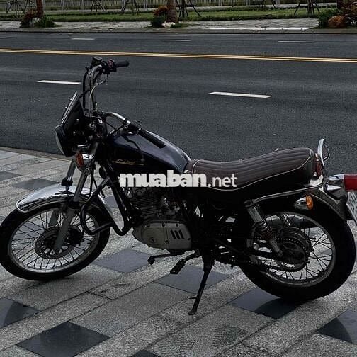 Suzuki GN125 dáng đẹp, xe được bảo dưỡng định kỳ
