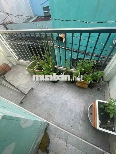 Nhà nhỏ đầy đủ công năng Hẻm 1 / Đường Số 8, P.11, Gò Vấp.