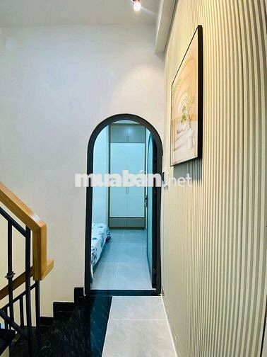 Bán căn nhà nhỏ cho vk ck ra ở riêng thoải mái