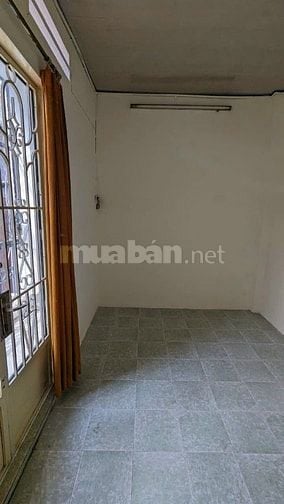 Hh 1% bán dùm căn nhà Thống Nhất p16 dt 4x6m 1 lầu