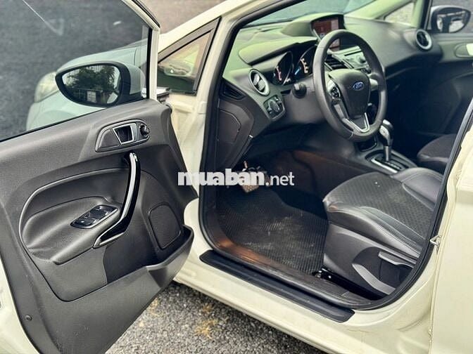 Ford Fiesta 2015 Bản S 1.5 AT Odo:8v BSTP 9 chủ ký