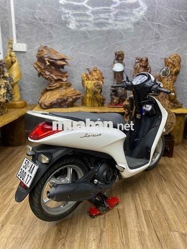 Janus đẹp, máy êm thì thầm bao vọt biển SG