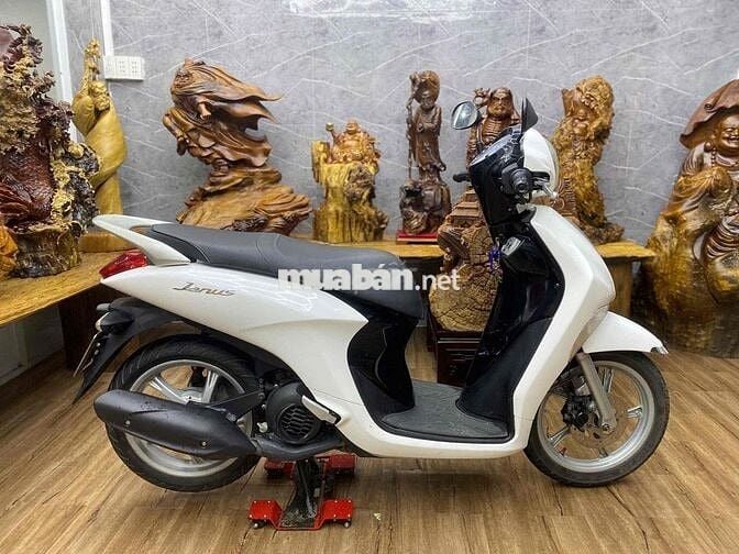 Janus đẹp, máy êm thì thầm bao vọt biển SG