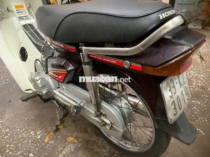 Honda Dream Thái Lan Trắng tím