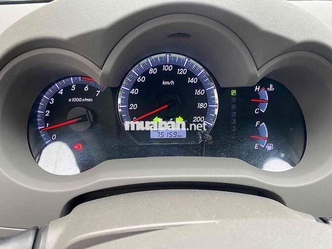 Toyota Fortuner 2013 2.7V 4x2 - 75000 km