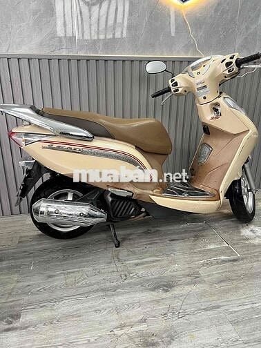 lead 9 chủ máy zin