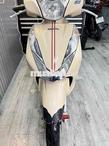 lead 9 chủ máy zin