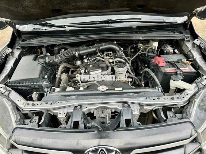 Toyota Innova 2020 2.0E - 72000 km